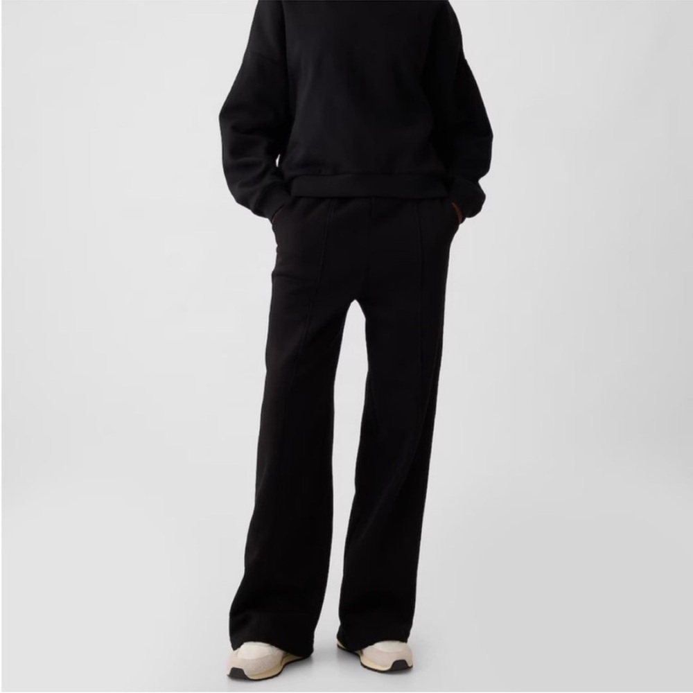NWT! Gap VintageSoft Seamed Straight Sweatpants in Black - Size XL 🩷 729444